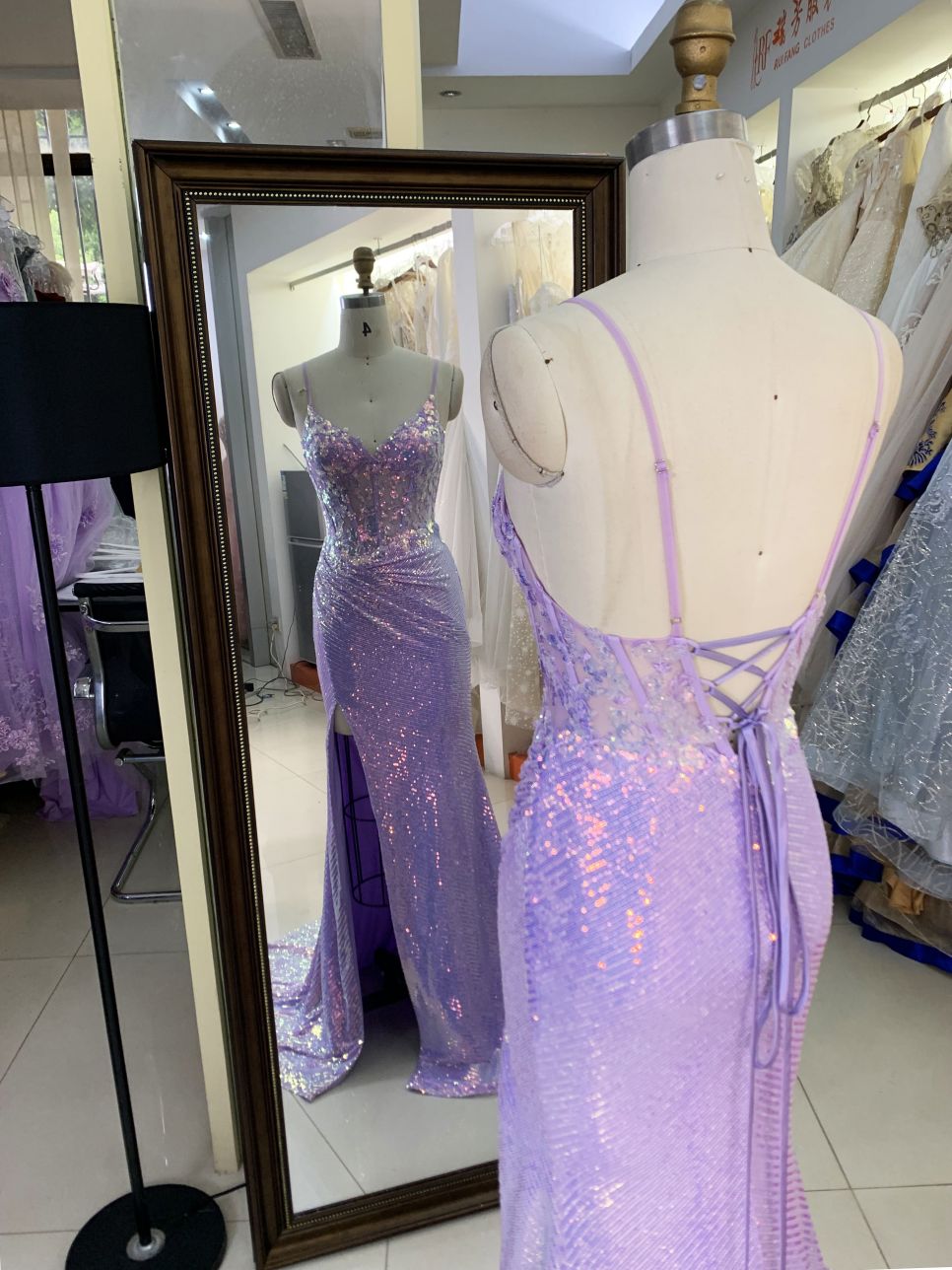 2025 New style lilac V-neck Sleeveless Sequins fabric Slit Women's evening dress elegant prom dress