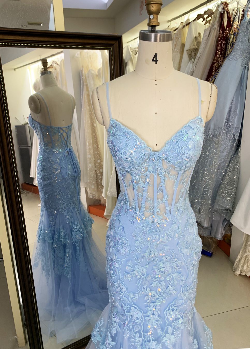 2025 Latest custom sky blue sexy mermaid evening dress embroidered flower lace boning design prom dress