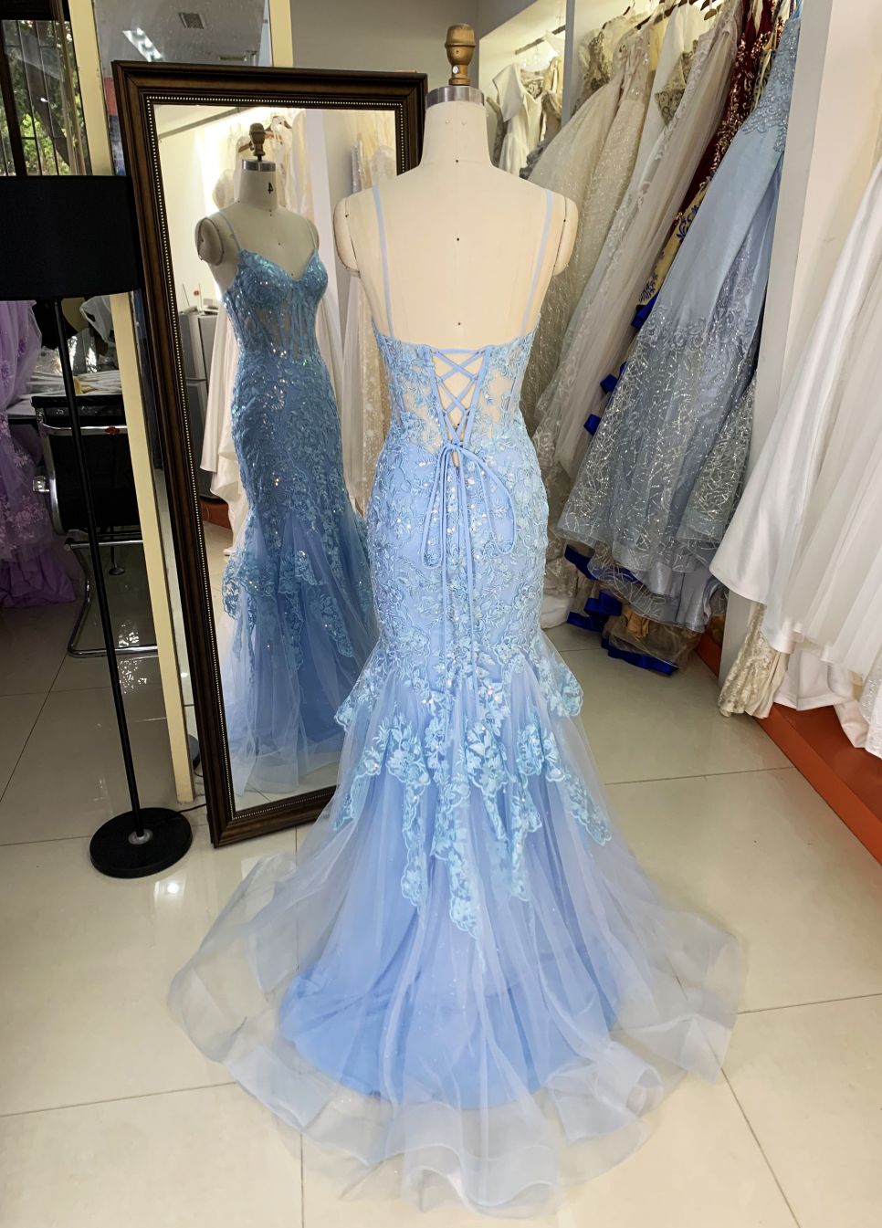 2025 Latest custom sky blue sexy mermaid evening dress embroidered flower lace boning design prom dress
