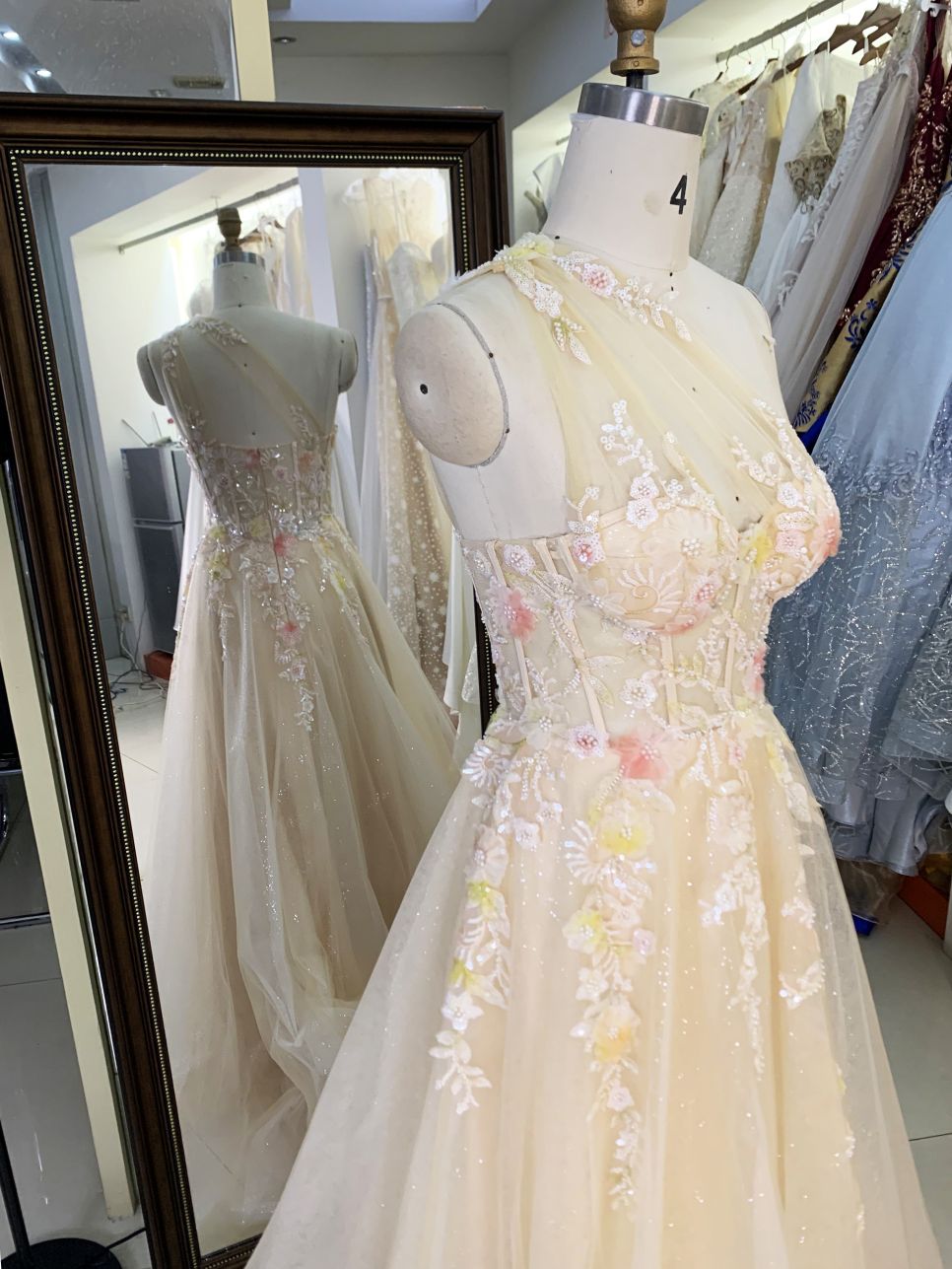 2025 New style elegant contrast color one shoulder A-Line skirt zipper back boning design women's evening dress
