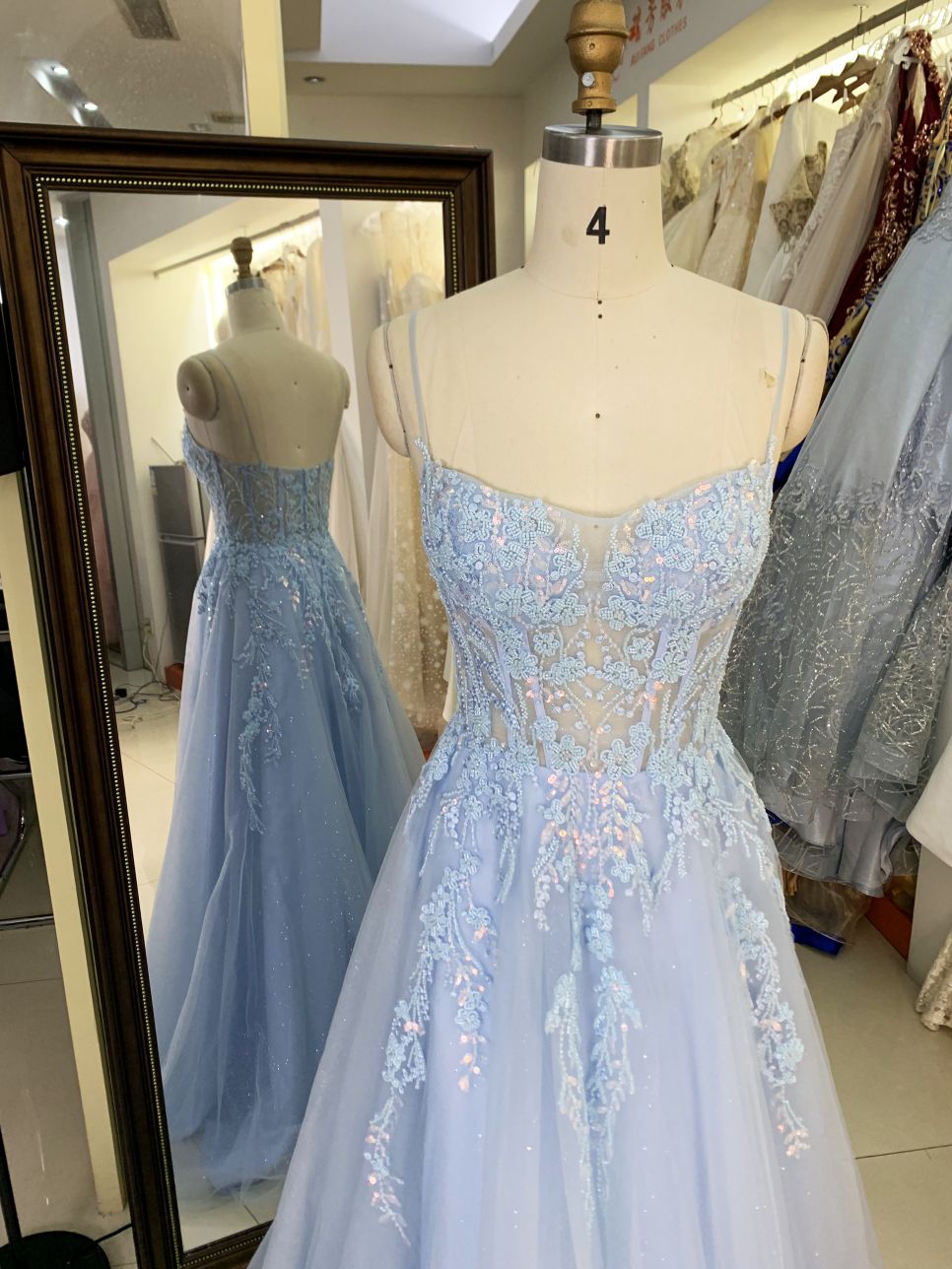 2025 Latest custom luxurious three-dimensional embroidered flower lace A-Line skirt new design evening prom dress