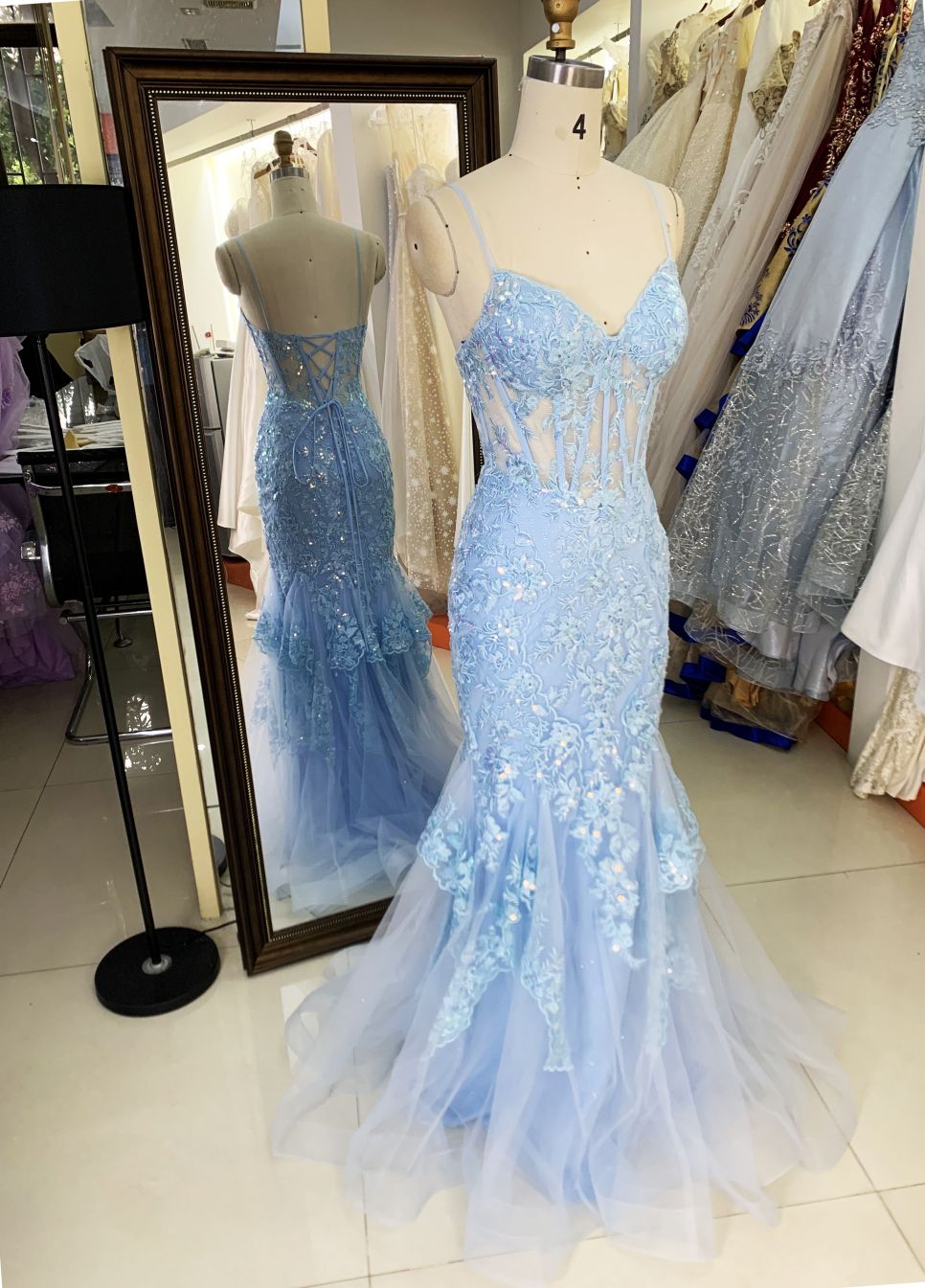 2025 Latest custom sky blue sexy mermaid evening dress embroidered flower lace boning design prom dress