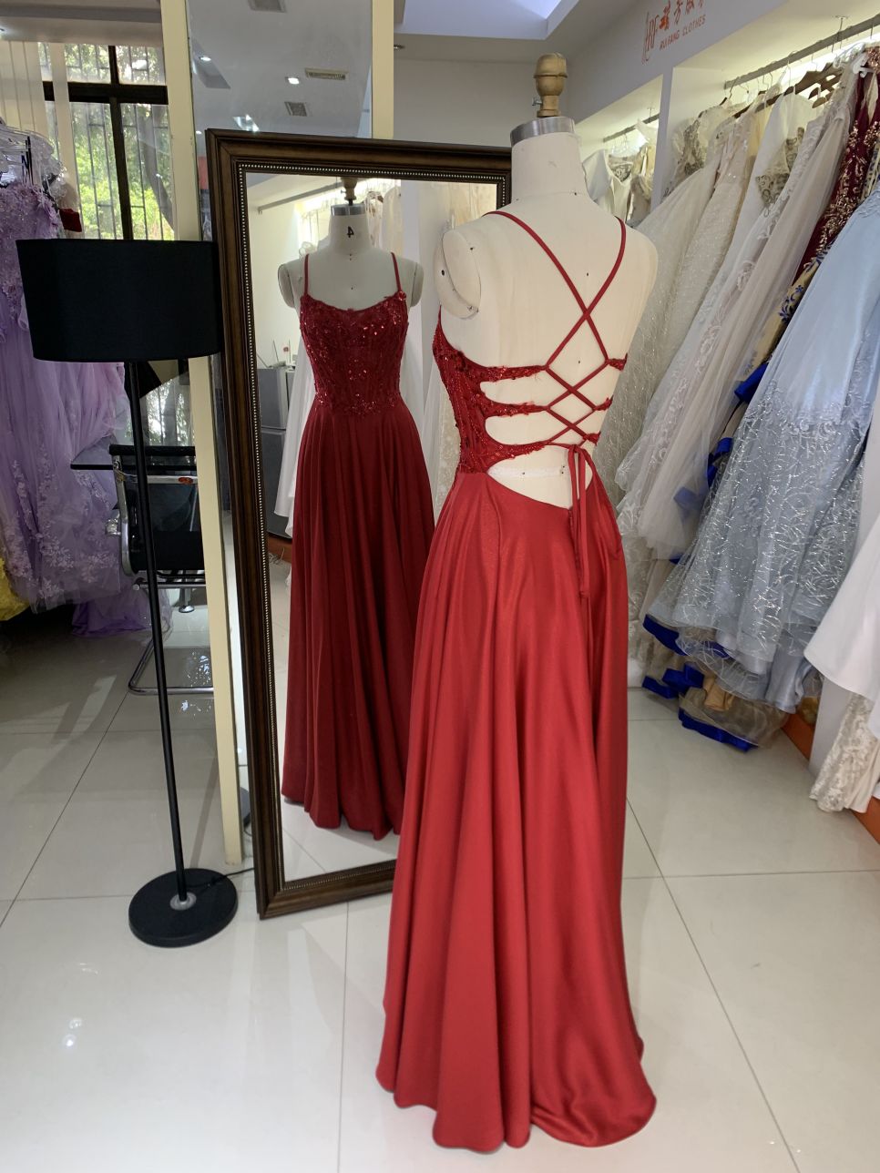 Wholesale red corset sleeveless embroidery sequin shiny satin lace up back A line prom bridesmaid dresses