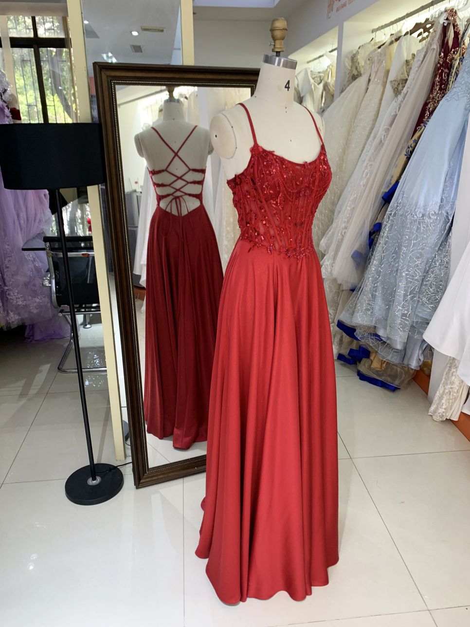 Wholesale red corset sleeveless embroidery sequin shiny satin lace up back A line prom bridesmaid dresses