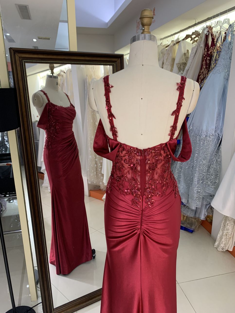 2025 New beading burgundy prom dresses women luxurious sexy evening dress elegant party for girl