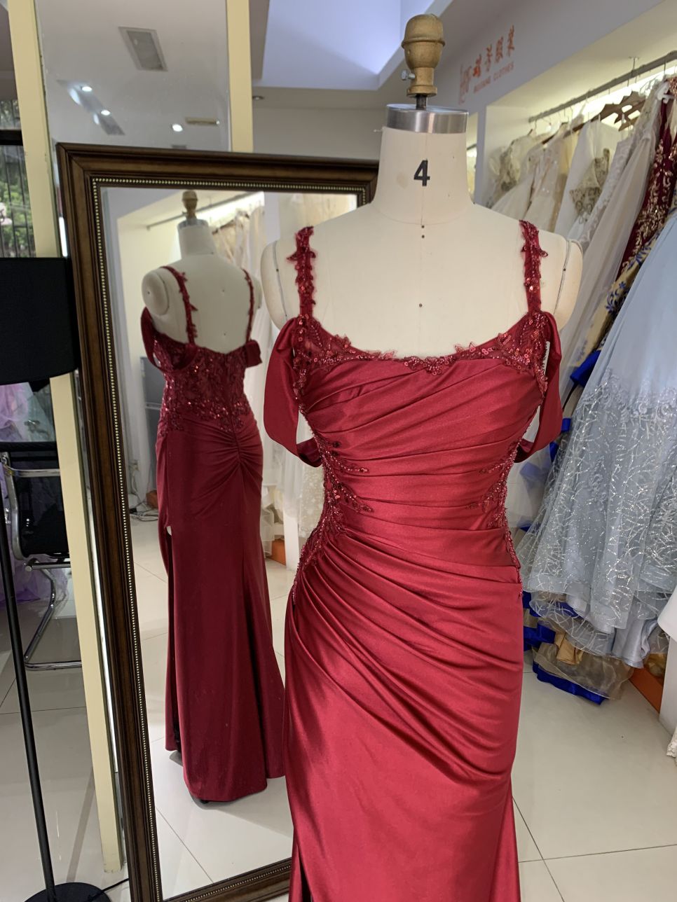 2025 New beading burgundy prom dresses women luxurious sexy evening dress elegant party for girl