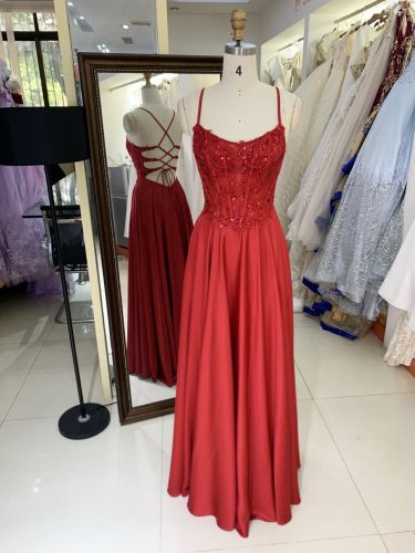 Wholesale red corset sleeveless embroidery sequin shiny satin lace up back A line prom bridesmaid dresses