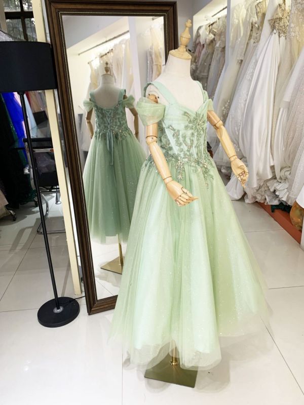 2025 mint green off shoulder sleeve embroidery beading A line lace up back children short evening shiny tulle flower dresses