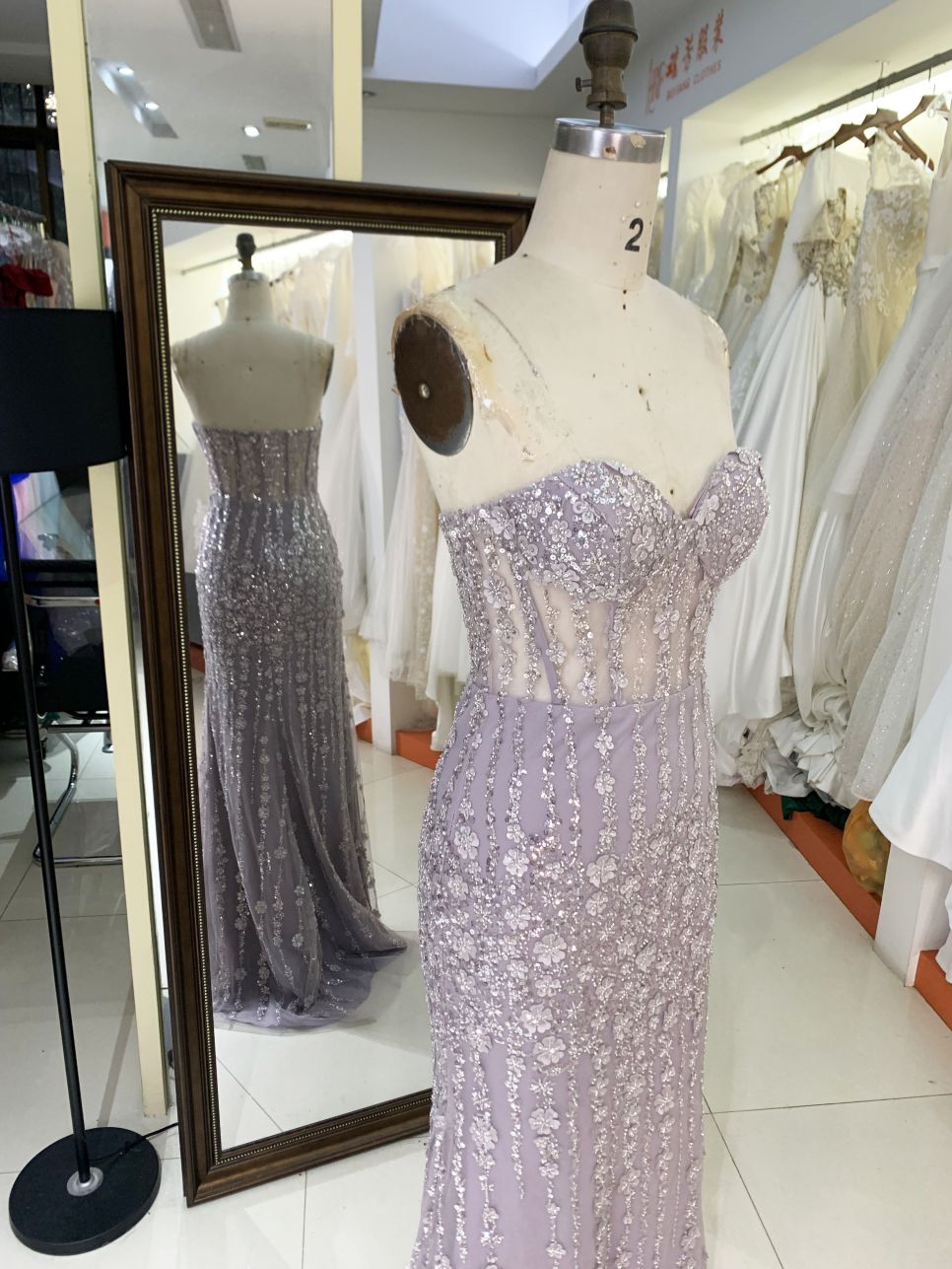 2025 New custom Sexy strapless Lace Embroidered Flower Tulle grey prom dresses party evening dress