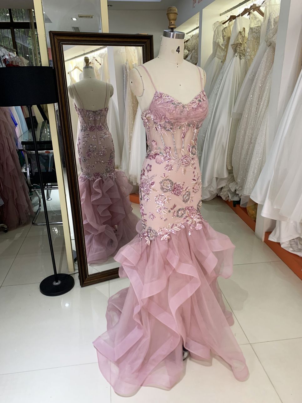 2025 Latest custom Luxurious sexy ruffle pleated dress satin fabric retro dress prom elegant for women