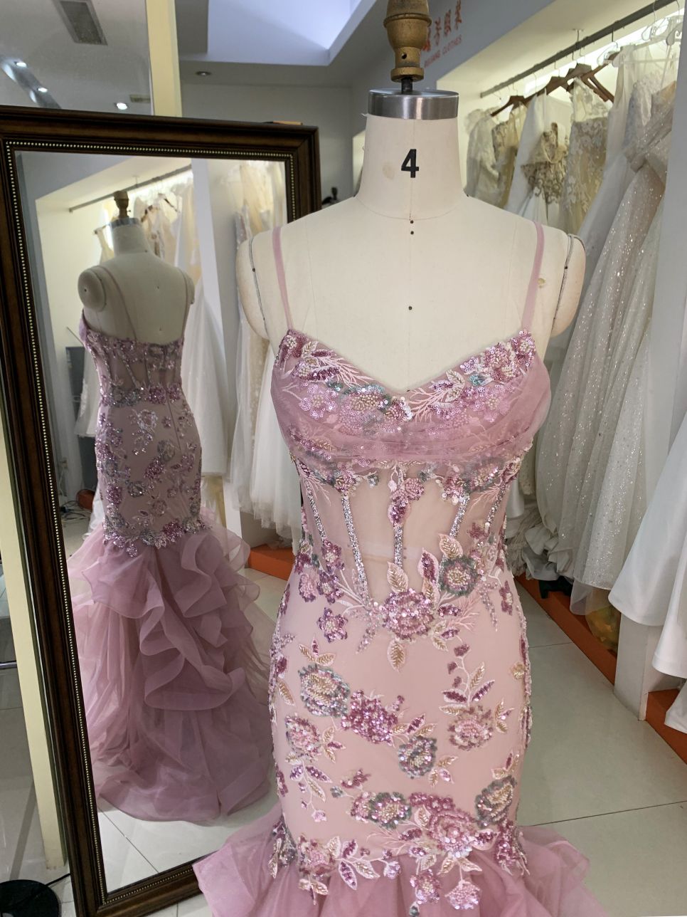 2025 Latest custom Luxurious sexy ruffle pleated dress satin fabric retro dress prom elegant for women