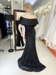 2025 Latest custom black fashion sexy women's cape design strapless corset sequins high slit evening dress