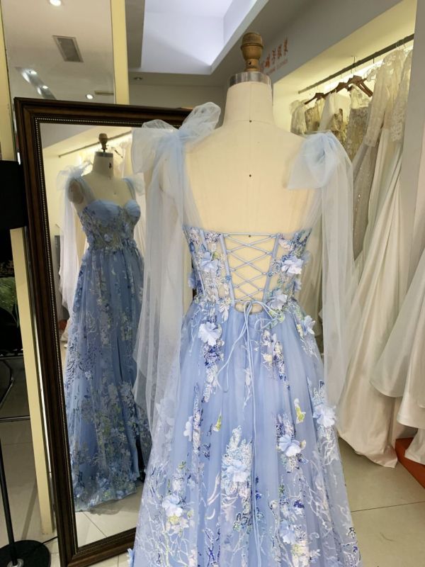 2025 Milky blue 3D flowers sweetheart lace evening dress A-line skirt with shawl colorful custom prom dress