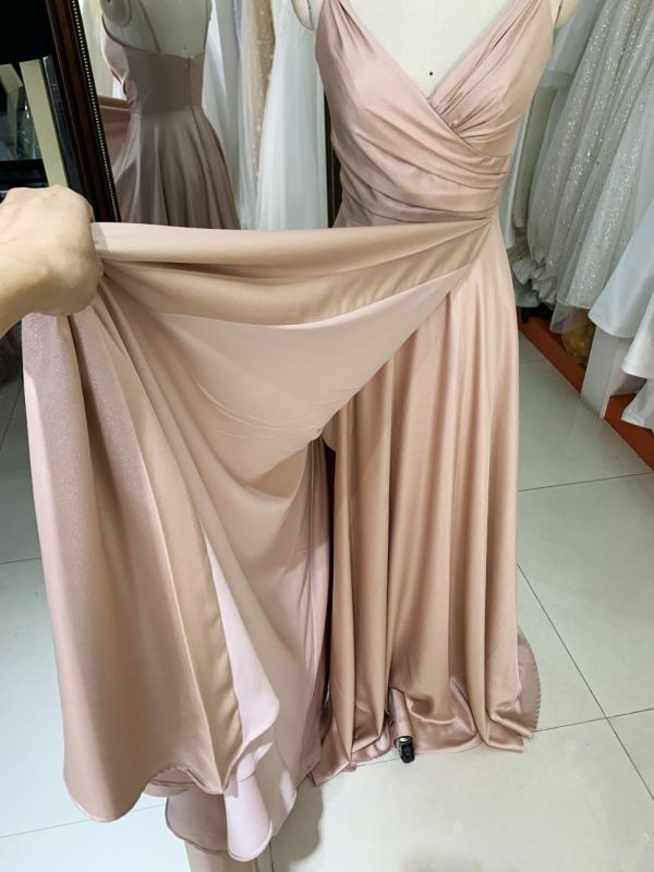 2025 wholesale sleeveless hand pleated champagne A line satin zipper up prom dresses