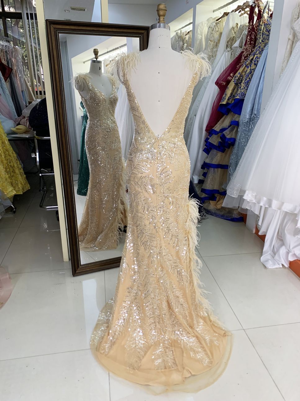 New luxury feather wholesale champagne sequin prom dress teen long gowns evening for women 2025