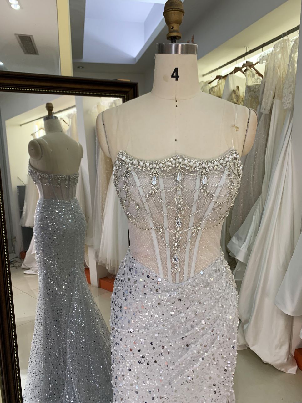 Latest custom crystal beading dress sequin fabric retro prom dress 2025 luxury elegant for women