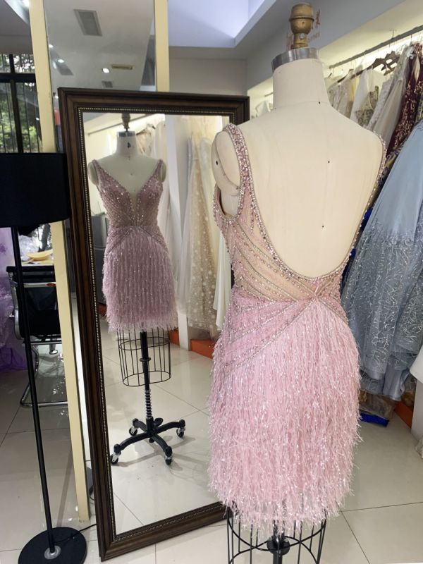 2025 New fashion elegant dusty rose V Neck beaded chain zipper back Dresses for Ladies Party Homecoming
