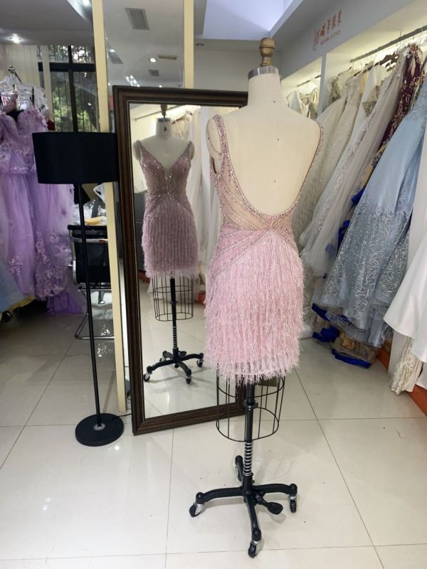 2025 New fashion elegant dusty rose V Neck beaded chain zipper back Dresses for Ladies Party Homecoming