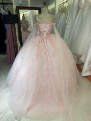 New custom high quality latest 3D flowers lace embroidery dresses evening ball gowns pink quinceanera dress 2025