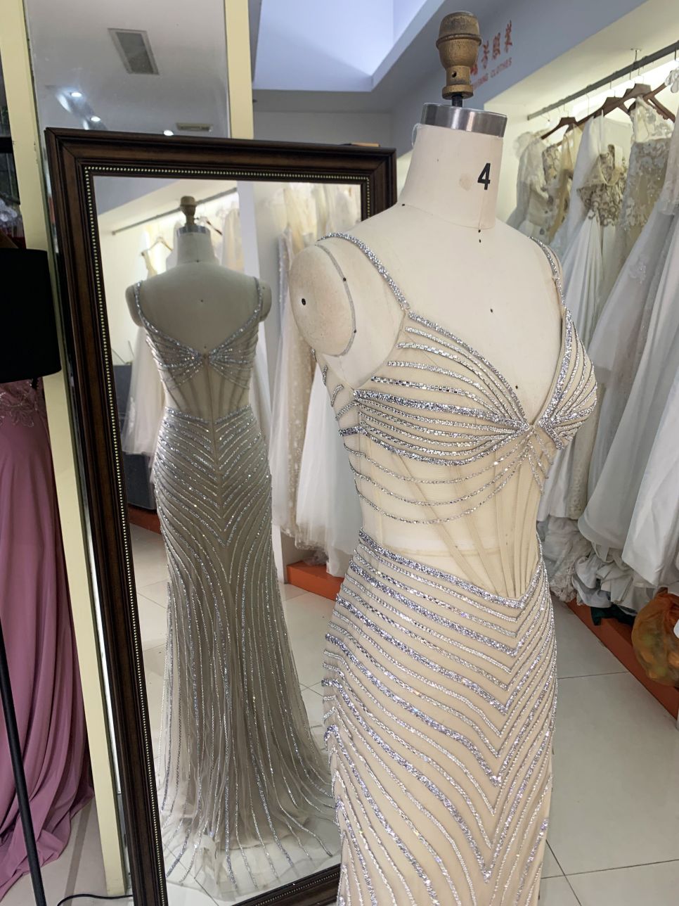 2025 wholesale champagne sleeveless beading embellishment side slit corset crystal mermaid fitted prom evening dresses
