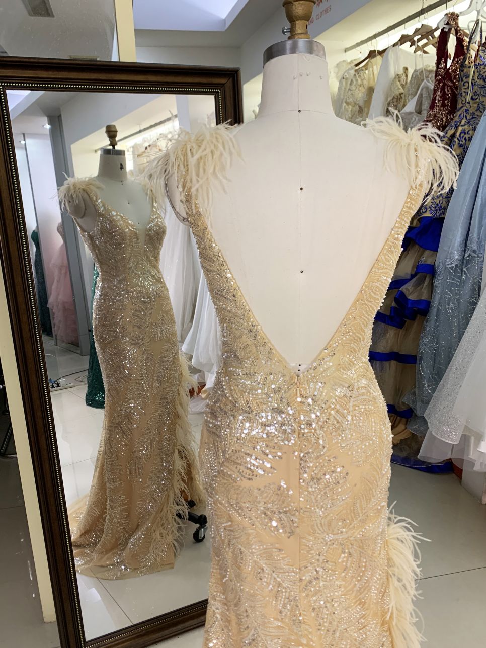 New luxury feather wholesale champagne sequin prom dress teen long gowns evening for women 2025