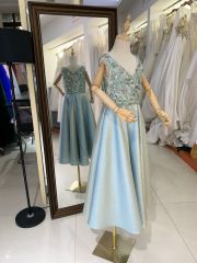 2025 green sleeveless embroidery beading A line lace up back children short evening shiny satin flower girls dresses