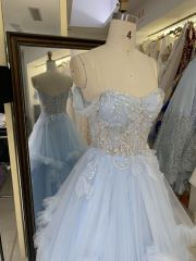 2025 light blue off the shoulder lace embellished corset bodice tulle formal princess ruffle prom dresses