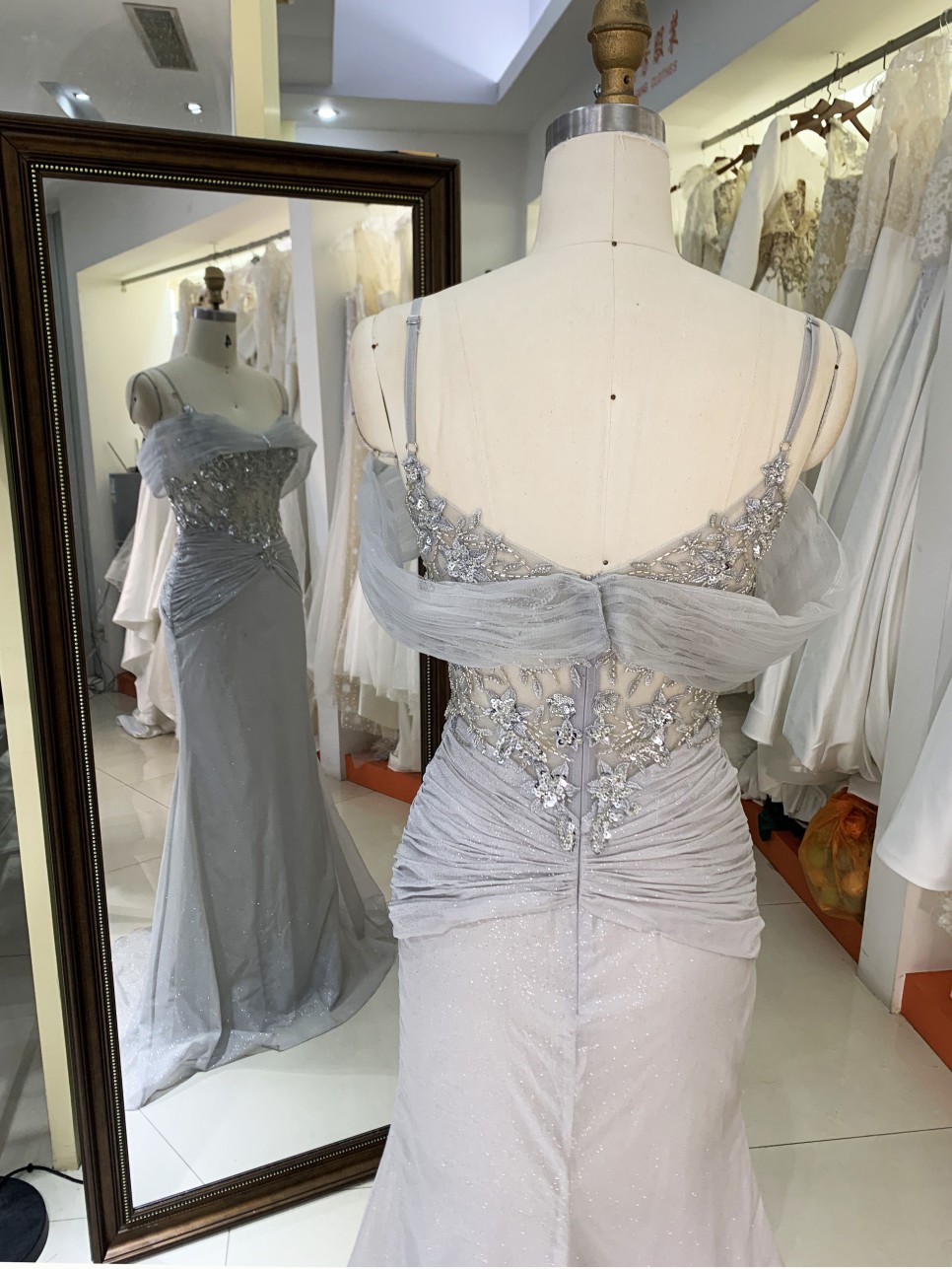 High Quality America wholesale LA brand Elegant Ladies Slim Embroidery Glitter Chiffon Off Shoulder Formal Style Prom Dress 2025