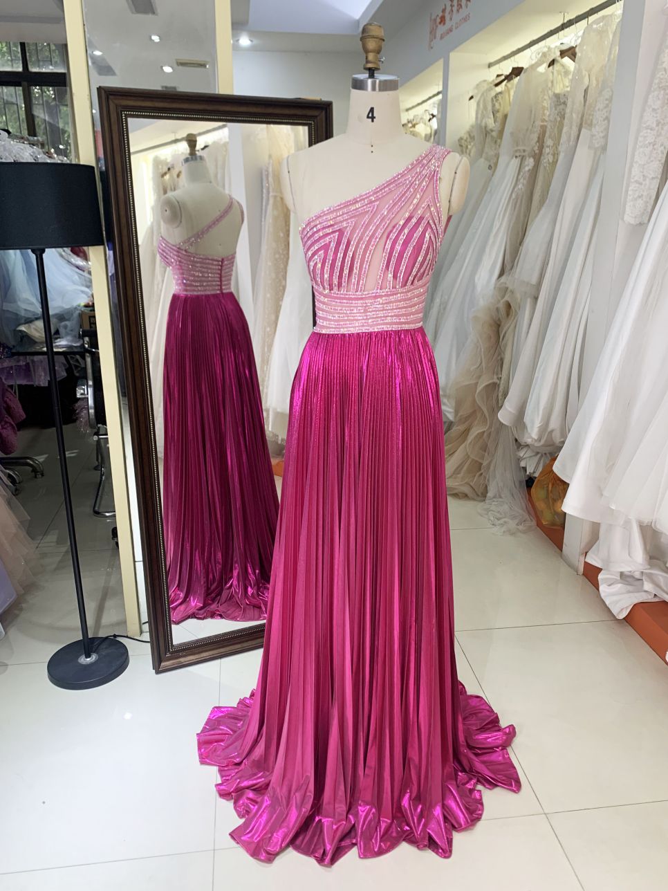 2025 New elegant glitter blue one shoulder crystal embellished gown satin fabric floor-length prom dress for women