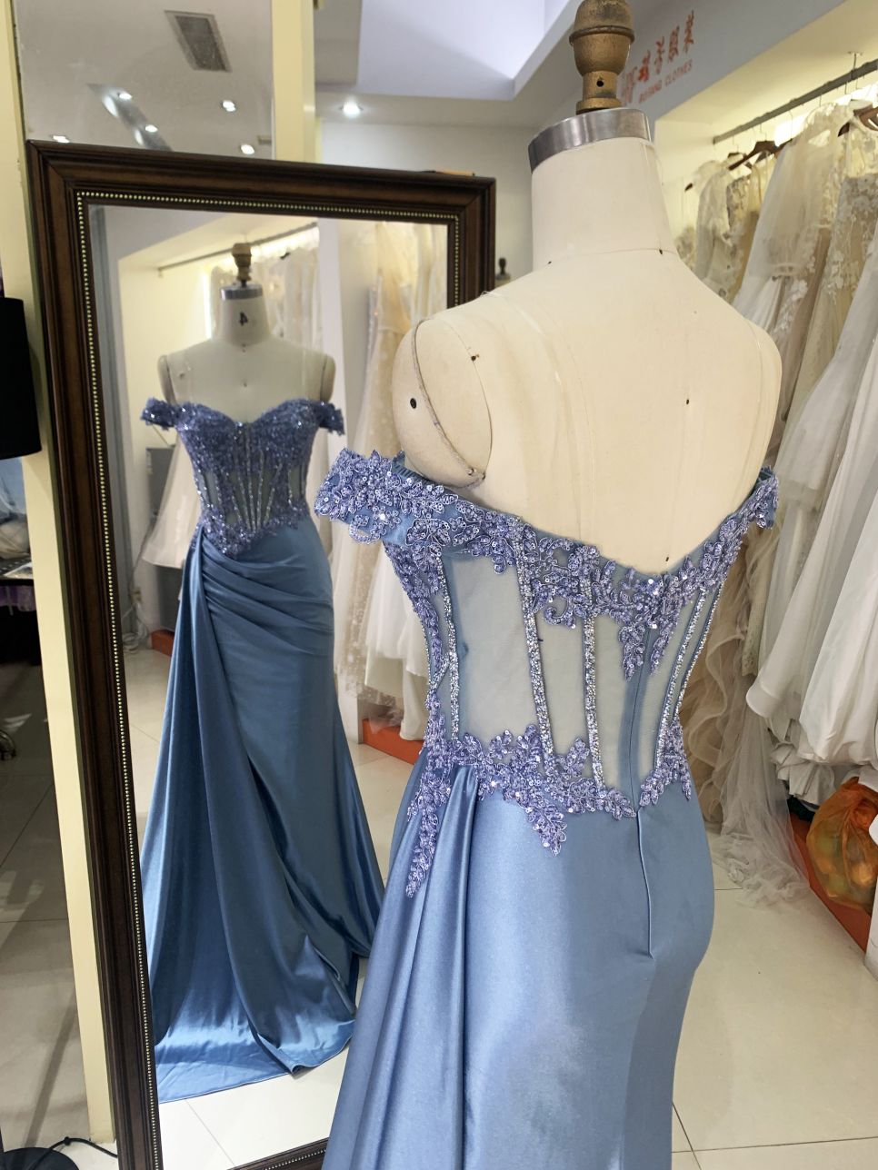 2025 smoky blue off the shoulder lace embellished corset bodice hand pleated satin over skirt formal black tie prom dresses