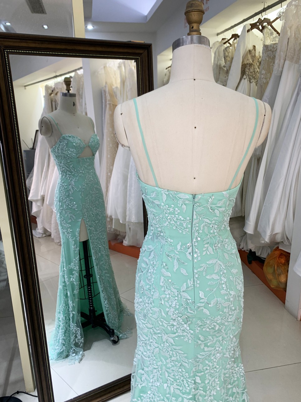 2025 New embroidered lace mint elegant and sexy dress for women luxurious party ladies simple prom night dress