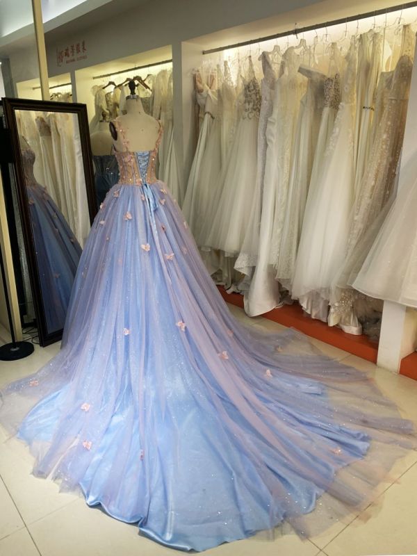 2025 New sky blue 3d butterfly sweetheart boning quinceanera dresses 15 ball dress for young girl