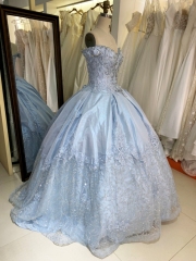 2025 New custom high quality latest 3D flowers lace hot-selling light blue ball gown fashionable quinceanera dress