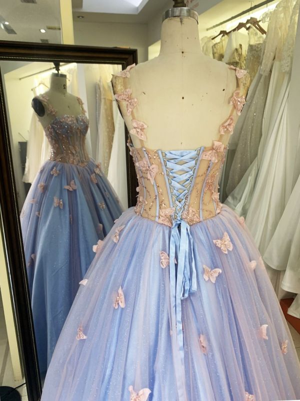 2025 New sky blue 3d butterfly sweetheart boning quinceanera dresses 15 ball dress for young girl