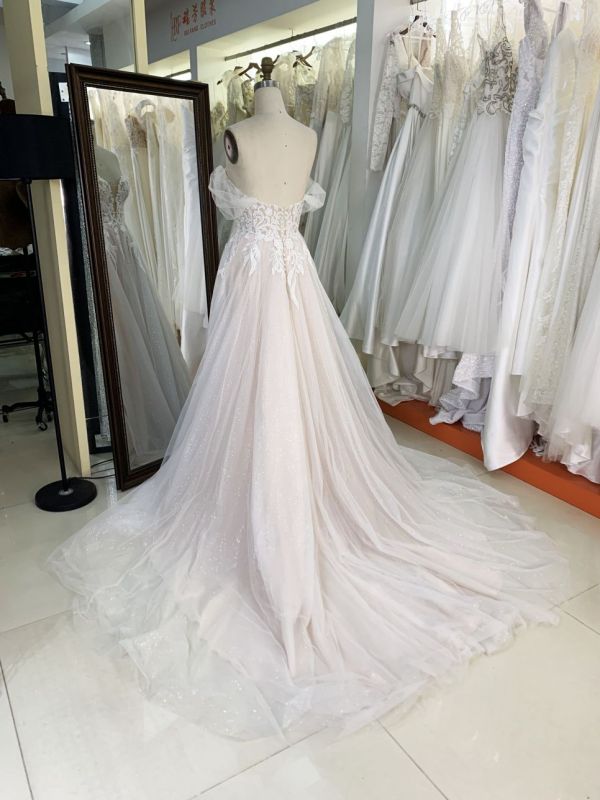 2025 Shiny bridal colorful lining deep V-neck off shoulder sleeveless Spaghetti Strap sexy lace embroidery wedding dress