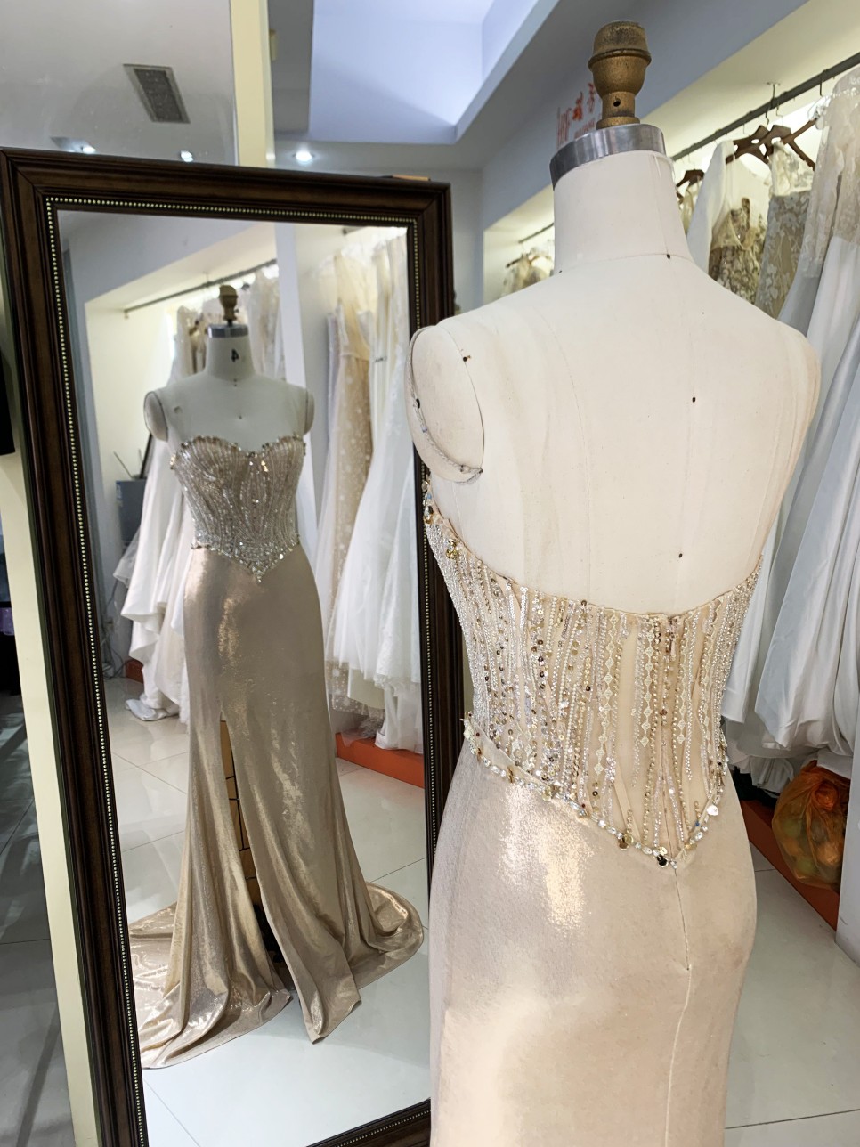 2025 New embroidered sequin elegant and sexy slim dress for women luxurious party ladies gold prom dress