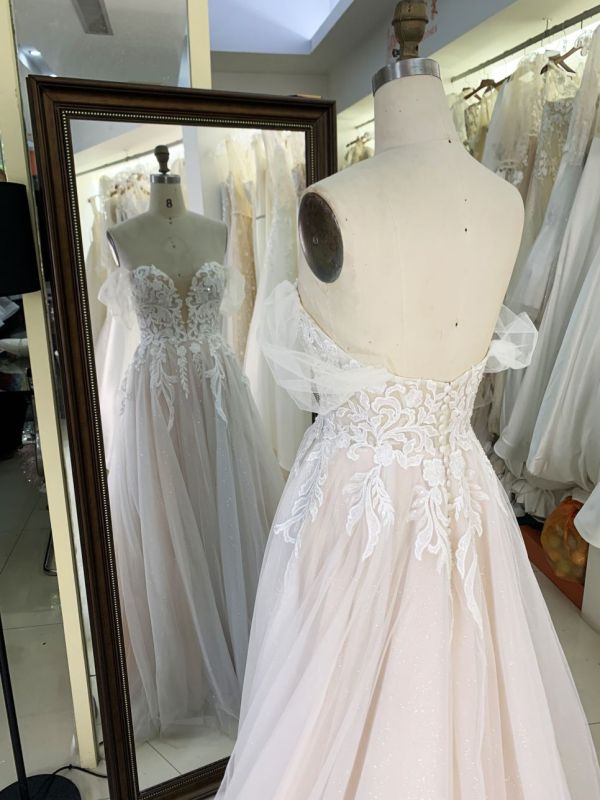 2025 Shiny bridal colorful lining deep V-neck off shoulder sleeveless Spaghetti Strap sexy lace embroidery wedding dress