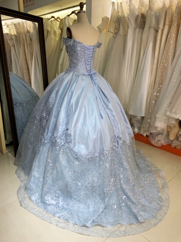 2025 New custom high quality latest 3D flowers lace hot-selling light blue ball gown fashionable quinceanera dress