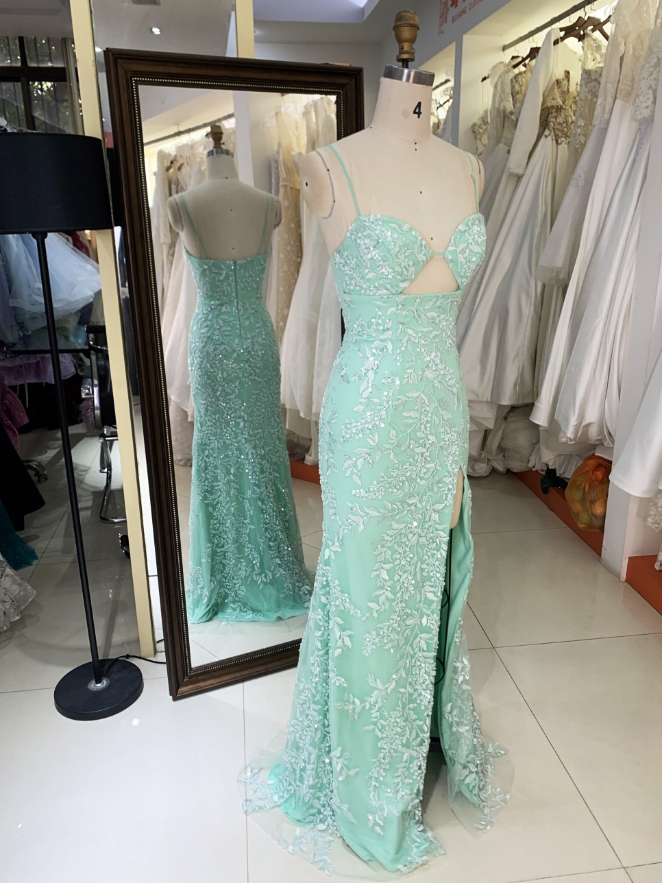 2025 New embroidered lace mint elegant and sexy dress for women luxurious party ladies simple prom night dress