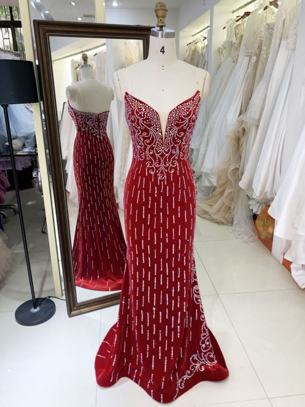 High Quality America wholesale Elegant Ladies Slim Embroidery velvet hot fixed stone evening dress elegant prom 2025