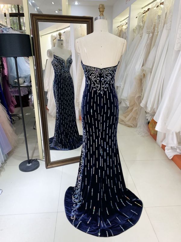 High Quality America wholesale Elegant Ladies Slim Embroidery velvet hot fixed stone evening dress elegant prom 2025