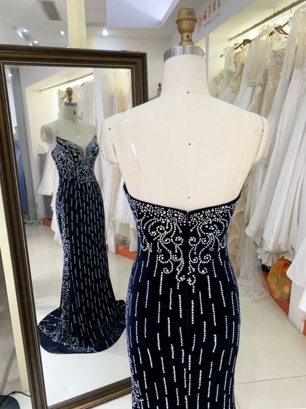 High Quality America wholesale Elegant Ladies Slim Embroidery velvet hot fixed stone evening dress elegant prom 2025