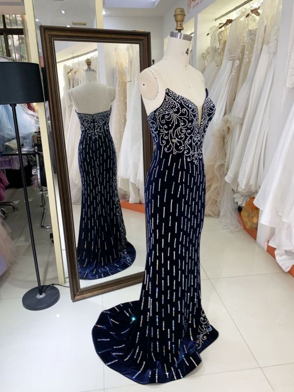 High Quality America wholesale Elegant Ladies Slim Embroidery velvet hot fixed stone evening dress elegant prom 2025