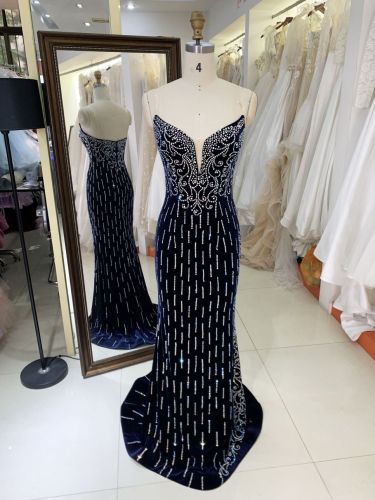 High Quality America wholesale Elegant Ladies Slim Embroidery velvet hot fixed stone evening dress elegant prom 2025
