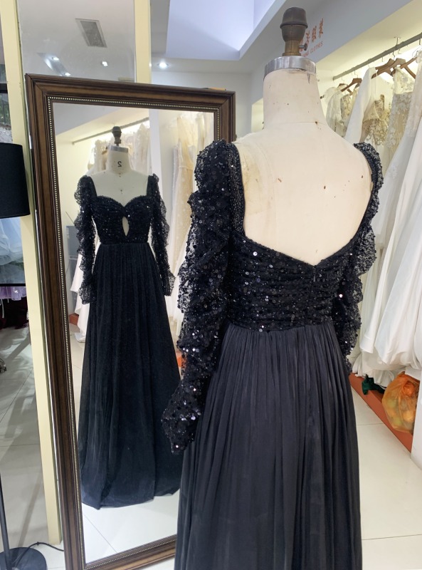 2025 evening dresses Black Long Sleeve Prom Dresses Satin A line Elegant Formal Long Dresses For Women