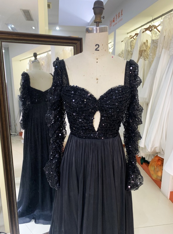 2025 evening dresses Black Long Sleeve Prom Dresses Satin A line Elegant Formal Long Dresses For Women