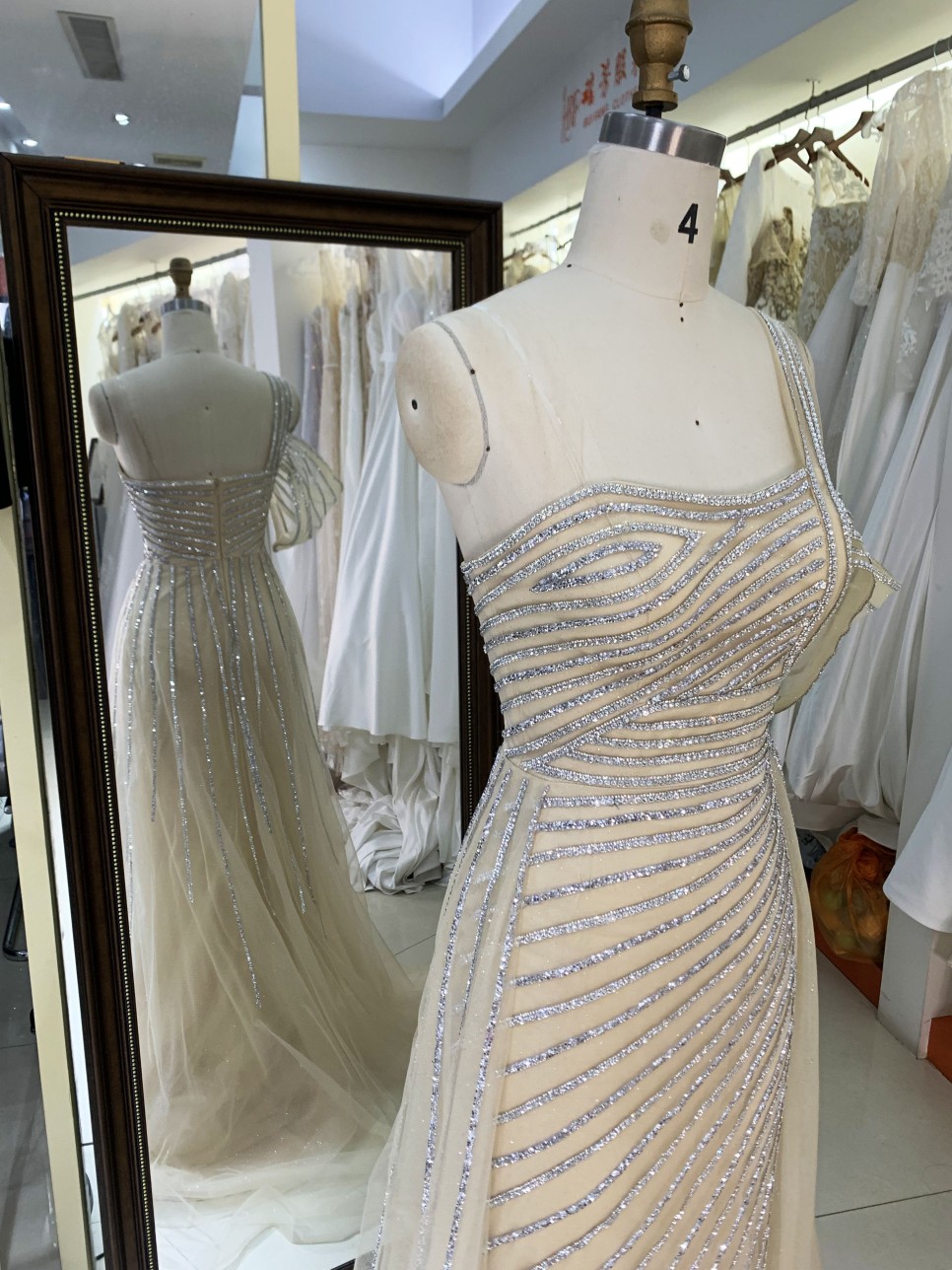 New America wholesale party breathable one shoulder beading chain long evening custom crystal embellished gown prom dress 2025