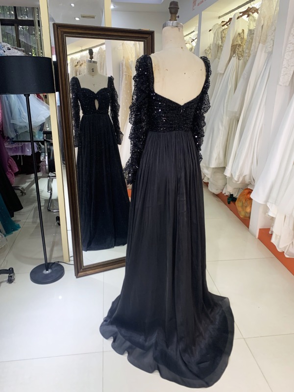 2025 evening dresses Black Long Sleeve Prom Dresses Satin A line Elegant Formal Long Dresses For Women