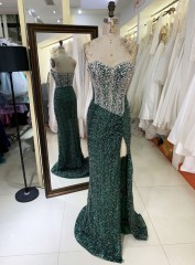 2025 Wholesale lilac emerald champagne fuchsia heavy Beading sweetheart corset Women prom Evening Dresses With High Slit