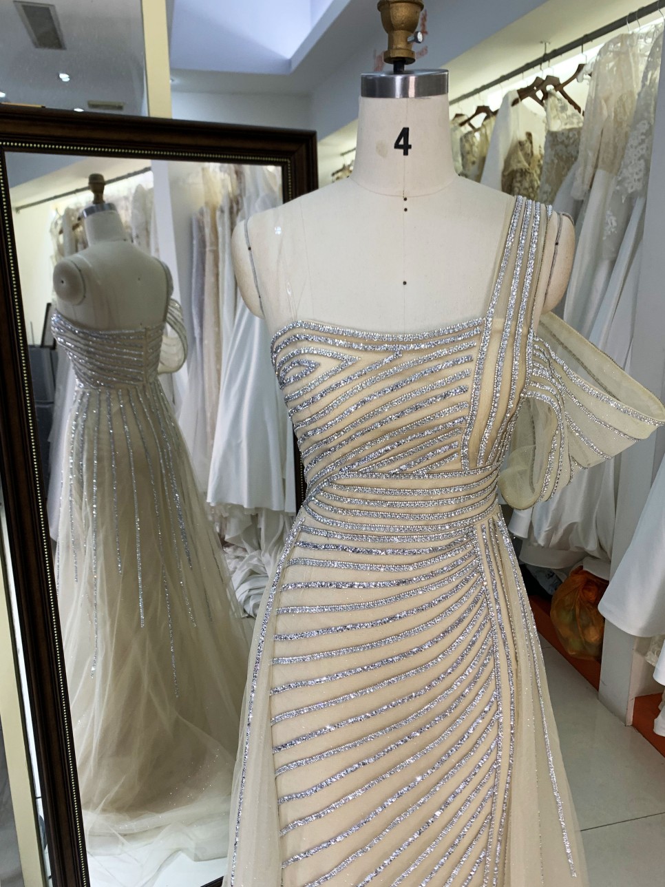 New America wholesale party breathable one shoulder beading chain long evening custom crystal embellished gown prom dress 2025